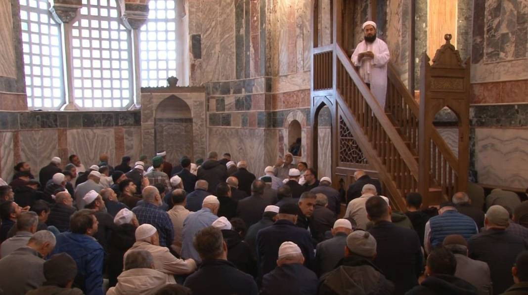 Kiliseden camiye çevrilen Kariye Camii’nde 79 yıl sonra ilk cuma namazı - Resim: 24